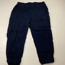 Load image into Gallery viewer, Girls Target, navy cropped lightweight pants, elasticated, Inside leg: 36cm, GUC, size 6,  