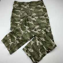 Load image into Gallery viewer, Girls Junior Zone, lightweight cotton camo print pants, W: 34cm across, Inside leg: 63cm, EUC, size 10,  