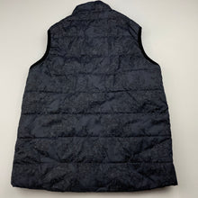 Load image into Gallery viewer, Boys Lily &amp; Dan, lightweight puffer vest / jacket, GUC, size 5-6,  