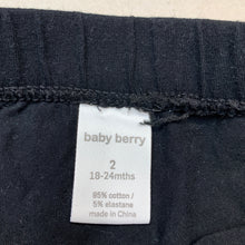 Load image into Gallery viewer, unisex Baby Berry, Halloween/skeleton leggings, elasticated, GUC, size 2,  
