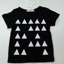 Load image into Gallery viewer, Boys YiPeiBan, black &amp; white t-shirt / top, NEW, size 0,  