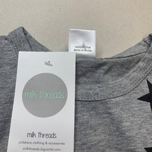 Load image into Gallery viewer, unisex Milk Threads, grey marle t-shirt / top, stars, NEW, size 2,  