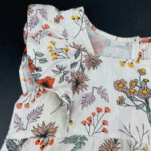 Load image into Gallery viewer, Girls Mango, floral linen blend ruffle top, EUC, size 14,  