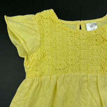 Load image into Gallery viewer, Girls Target, yellow cotton top, floral lace detail, EUC, size 6,  