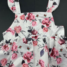 Load image into Gallery viewer, Girls floral, lightweight top, EUC, size 3,  