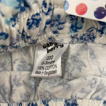 Load image into Gallery viewer, Girls Baby Berry, blue floral cotton shorts, elasticated, NEW, size 000,  