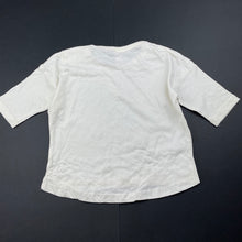 Load image into Gallery viewer, unisex Baby Berry, cream cotton long sleeve top, EUC, size 000,  