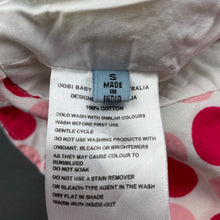 Load image into Gallery viewer, Girls Oobi, cotton bucket hat, chin strap, FUC, size 000-00,  