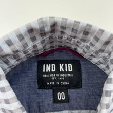 Load image into Gallery viewer, Boys Indie, lightweight cotton long sleeve shirt, EUC, size 00,  