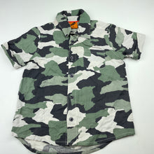 Load image into Gallery viewer, Boys Tilt, lightweight camo print short sleeve shirt, EUC, size 2,  
