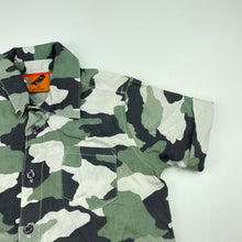 Load image into Gallery viewer, Boys Tilt, lightweight camo print short sleeve shirt, EUC, size 2,  