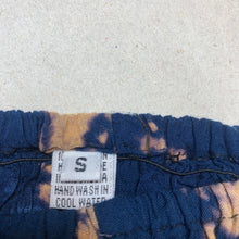 Load image into Gallery viewer, Girls lightweight, casual pants, elasticated, Inside leg: 27cm, GUC, size 1,  