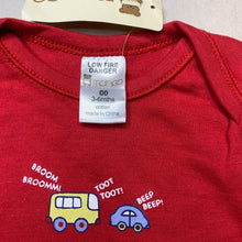 Load image into Gallery viewer, Boys Mango, soft cotton bodysuit / romper, NEW, size 00,  