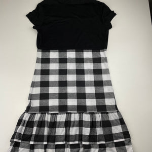 Girls Target, lightweight checked casual dress, EUC, size 12, L: 75cm