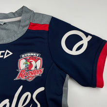 Load image into Gallery viewer, Boys ISC, Sydney Roosters jersey, marks on print &amp; catches, armpit to armpit: 35cm, FUC, size 6-8,  