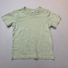 Load image into Gallery viewer, Boys H&amp;M, green cotton t-shirt / top, EUC, size 0,  