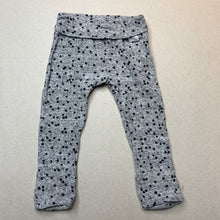 Load image into Gallery viewer, unisex Bonds, ribbed stretchy leggings / bottoms, GUC, size 000,  