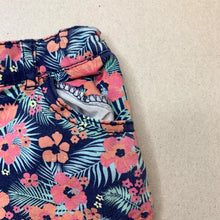 Load image into Gallery viewer, Girls H&amp;T, floral stretch cotton shorts, adjustable, GUC, size 6,  