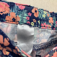Load image into Gallery viewer, Girls H&amp;T, floral stretch cotton shorts, adjustable, GUC, size 6,  