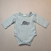Load image into Gallery viewer, unisex Target, soft cotton bodysuit / romper, GUC, size 0000,  