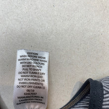 Load image into Gallery viewer, unisex Target, striped cotton singlet top, EUC, size 00,  