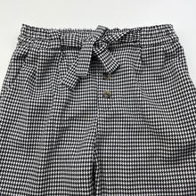Load image into Gallery viewer, Girls H&amp;M, black &amp; white pants, elasticated, Inside leg: 51cm, GUC, size 10,  