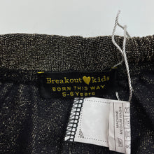 Load image into Gallery viewer, Girls Breakout Kids, metallic gold/black stretchy cropped pants, Inside leg: 30cm, EUC, size 5-6,  