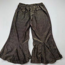 Load image into Gallery viewer, Girls Breakout Kids, metallic gold/black stretchy cropped pants, Inside leg: 30cm, EUC, size 5-6,  