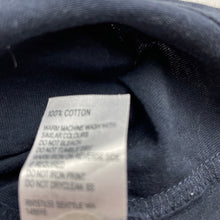 Load image into Gallery viewer, Boys Anko, navy cotton Christmas t-shirt / top, EUC, size 7,  