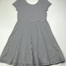 Load image into Gallery viewer, Girls Target, stretchy black &amp; white stripe casual dress, GUC, size 10, L: 70cm
