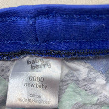 Load image into Gallery viewer, Boys Baby Berry, cotton shorts, elasticated, GUC, size 0000,  