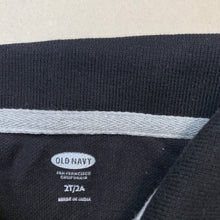 Load image into Gallery viewer, Boys Old Navy, black cotton polo shirt top, GUC, size 2,  