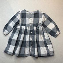 Load image into Gallery viewer, Girls Baby Baby, lightweight long sleeve casual dress, EUC, size 0, L: 37cm