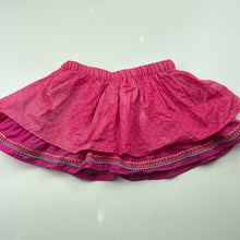 Load image into Gallery viewer, Girls Target, lightweight cotton skirt, elasticated, discolouration on back, FUC, size 2,  