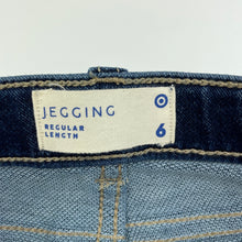 Load image into Gallery viewer, Girls Target, stretch denim leggings / jeggings, elasticated, Inside leg: 46cm, NEW, size 6,  