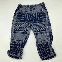 Load image into Gallery viewer, Girls H&amp;M, navy lightweight pants, elasticated, Inside leg: 30cm, GUC, size 4,  