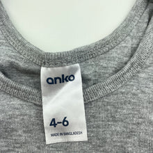 Load image into Gallery viewer, Boys Anko, grey marle singlet top, GUC, size 4-6,  