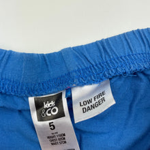 Load image into Gallery viewer, Boys Kids &amp; Co, blue cotton shorts, elasticated, GUC, size 5,  