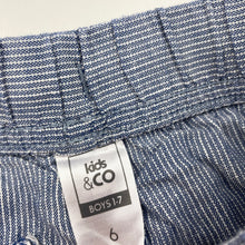 Load image into Gallery viewer, Boys Kids &amp; Co, striped cotton shorts, elasticated, EUC, size 6,  