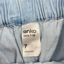 Load image into Gallery viewer, Girls Anko, chambray cotton shorts, elasticated, EUC, size 7,  