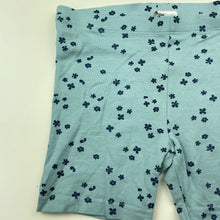 Load image into Gallery viewer, Girls Anko, blue floral bike shorts, elasticated, EUC, size 8,  