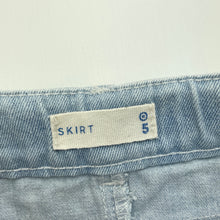 Load image into Gallery viewer, Girls Target, pink &amp; blue stretch denim skirt, adjustable, L: 26cm, FUC, size 5,  