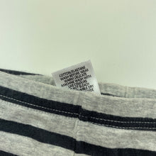 Load image into Gallery viewer, unisex Target, striped stretchy leggings / bottoms, EUC, size 000,  