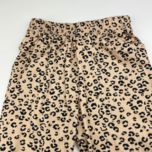 Load image into Gallery viewer, Girls SHEIN, soft feel animal print leggings, Inside leg: 28cm, EUC, size 0-1,  