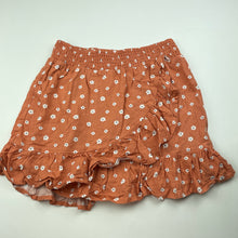 Load image into Gallery viewer, Girls Target, floral viscose / linen skirt, elasticated, L: 33cm, EUC, size 7,  