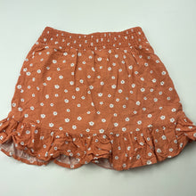 Load image into Gallery viewer, Girls Target, floral viscose / linen skirt, elasticated, L: 33cm, EUC, size 7,  