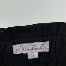 Load image into Gallery viewer, Girls Mooloola, black shorts, elasticated, EUC, size 8,  