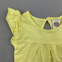 Load image into Gallery viewer, Girls Tiny Little Wonders, yellow cotton t-shirt / tee / top, EUC, size 000
