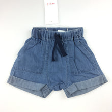 Load image into Gallery viewer, Girls Seed, chambray cotton shorts with elasticated waist, NEW, size 000