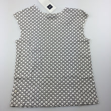 Load image into Gallery viewer, Girls Gap Kids, black and white print cotton top, NEW, size 6-7